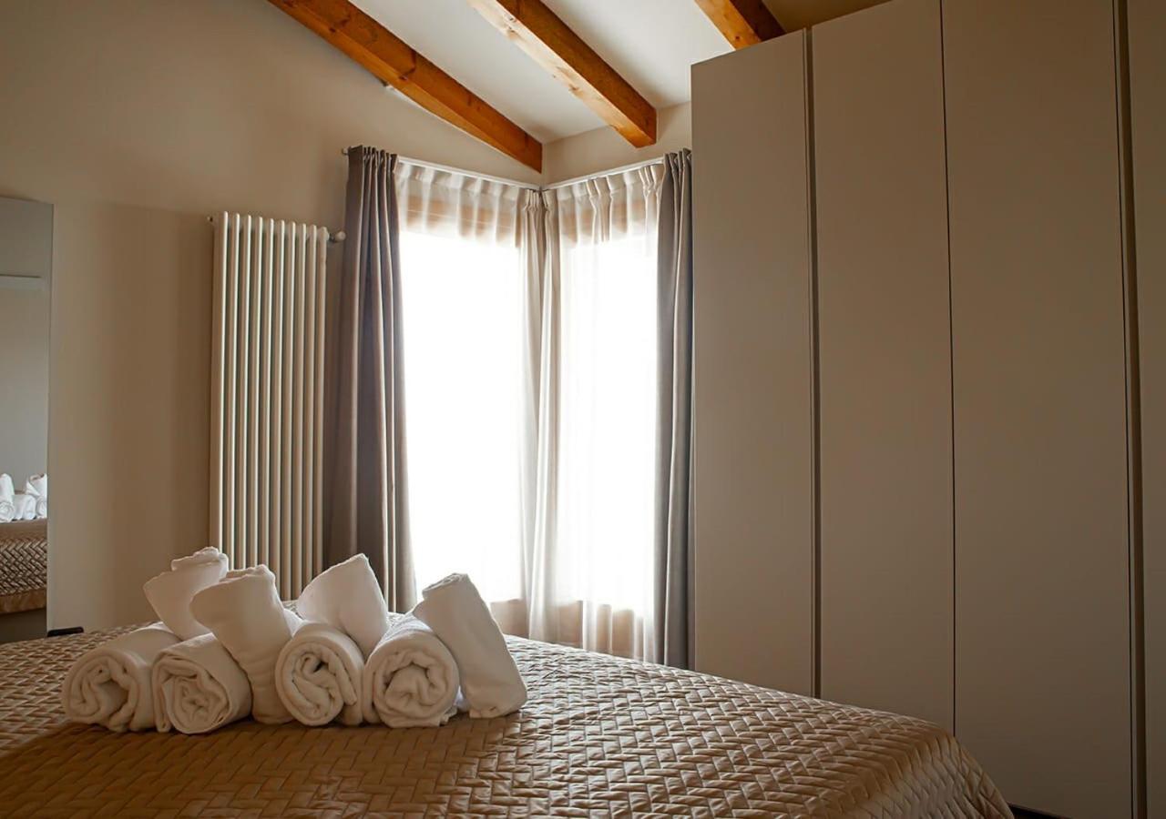 Sirmione Rosselli Apartments Exterior foto
